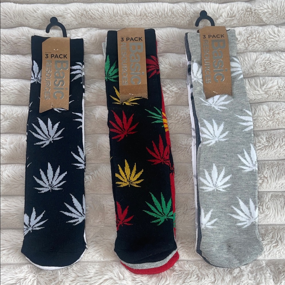 ❤️NEW!!!❤️ Men's Socks - 3 pack of Multicolor Trio. $18 each. Ask to bundled.